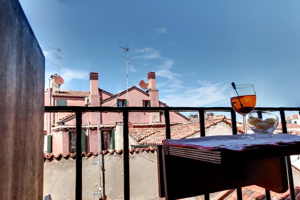 Ca' Badoer West Studio Veneza Exterior foto